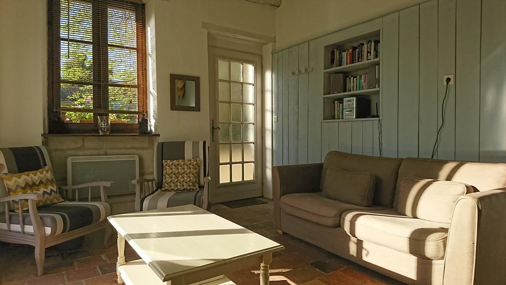 Villa L'Olivier Monts-sur-Guesnes Esterno foto