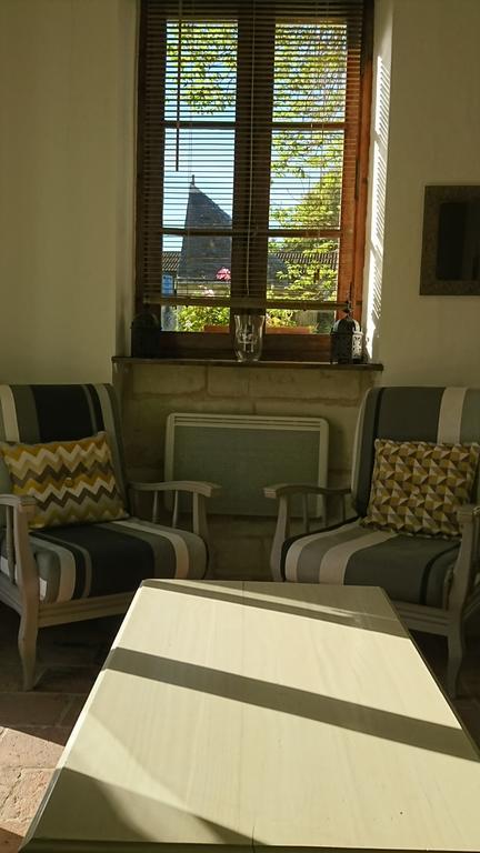 Villa L'Olivier Monts-sur-Guesnes Esterno foto