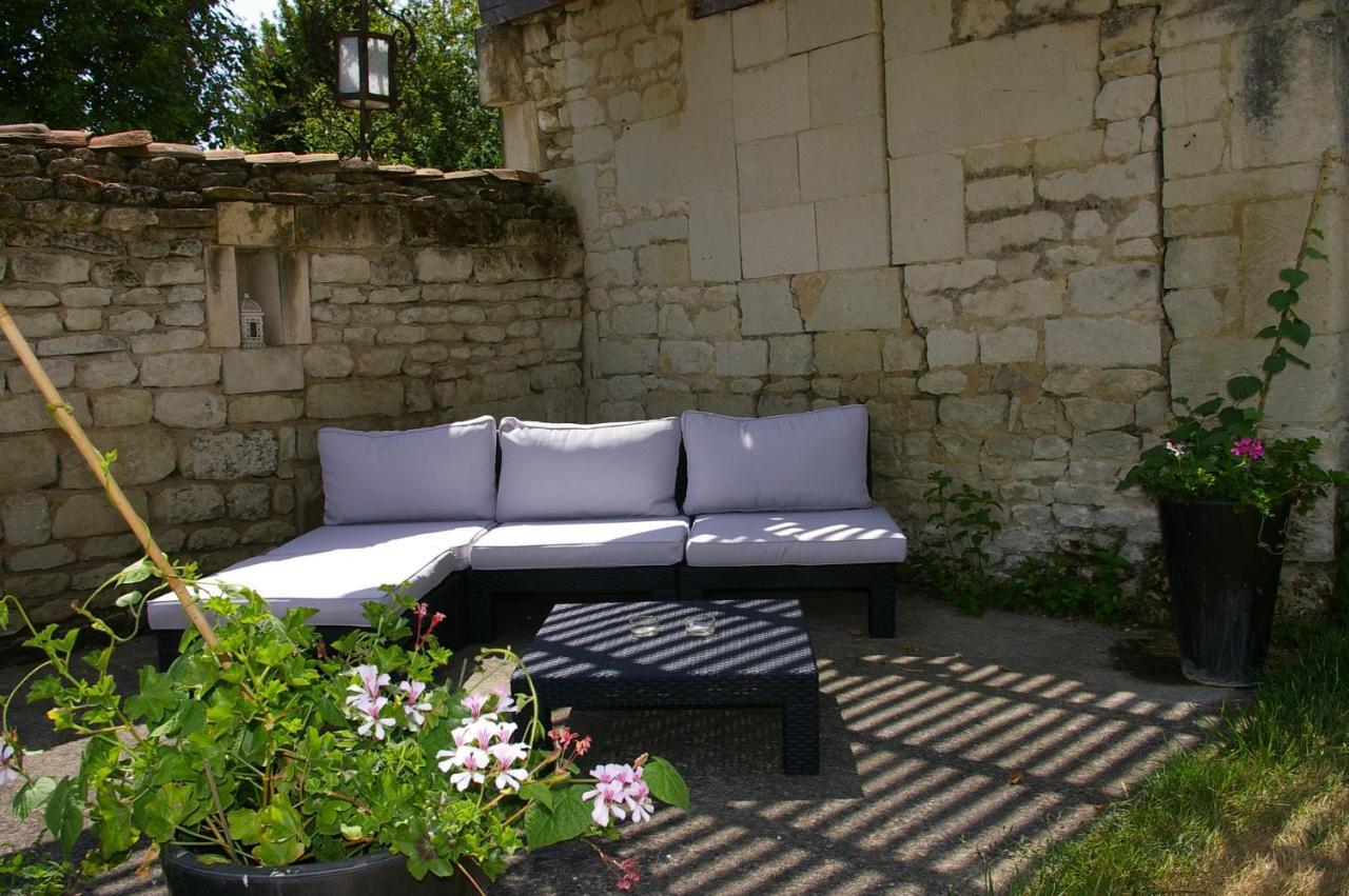 Villa L'Olivier Monts-sur-Guesnes Camera foto