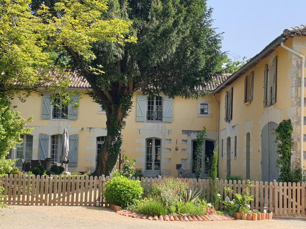 Villa L'Olivier Monts-sur-Guesnes Esterno foto